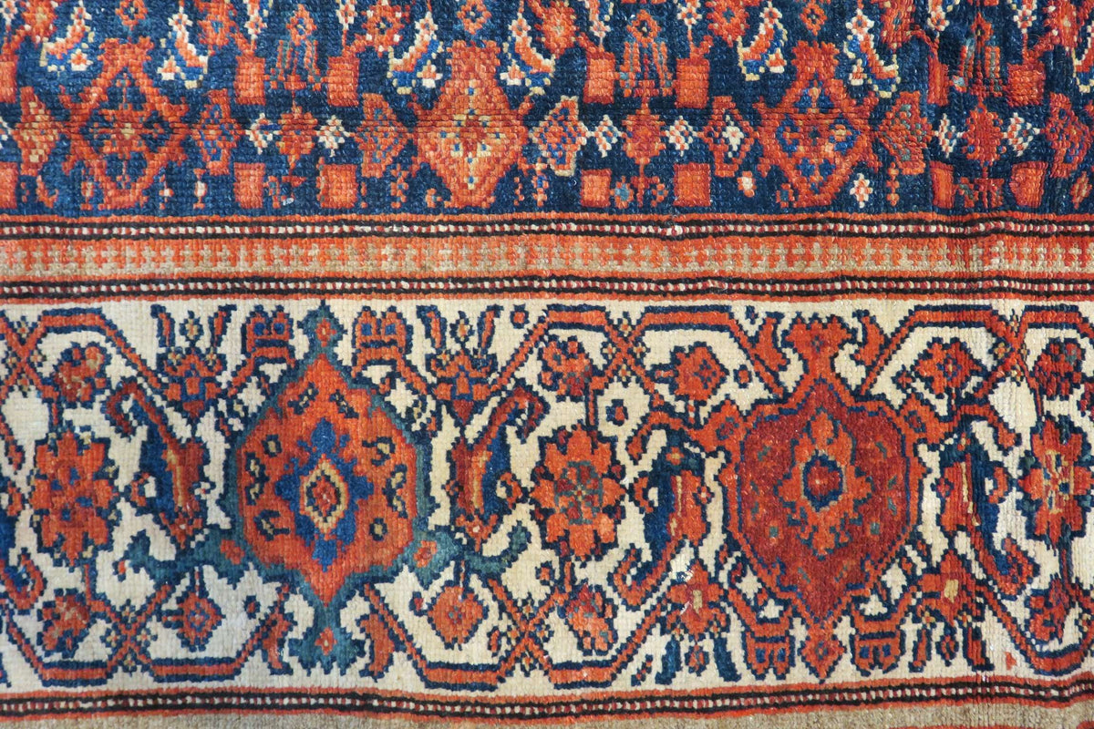 5' 0" x 6' 7" Persian Malayer Rug image 9