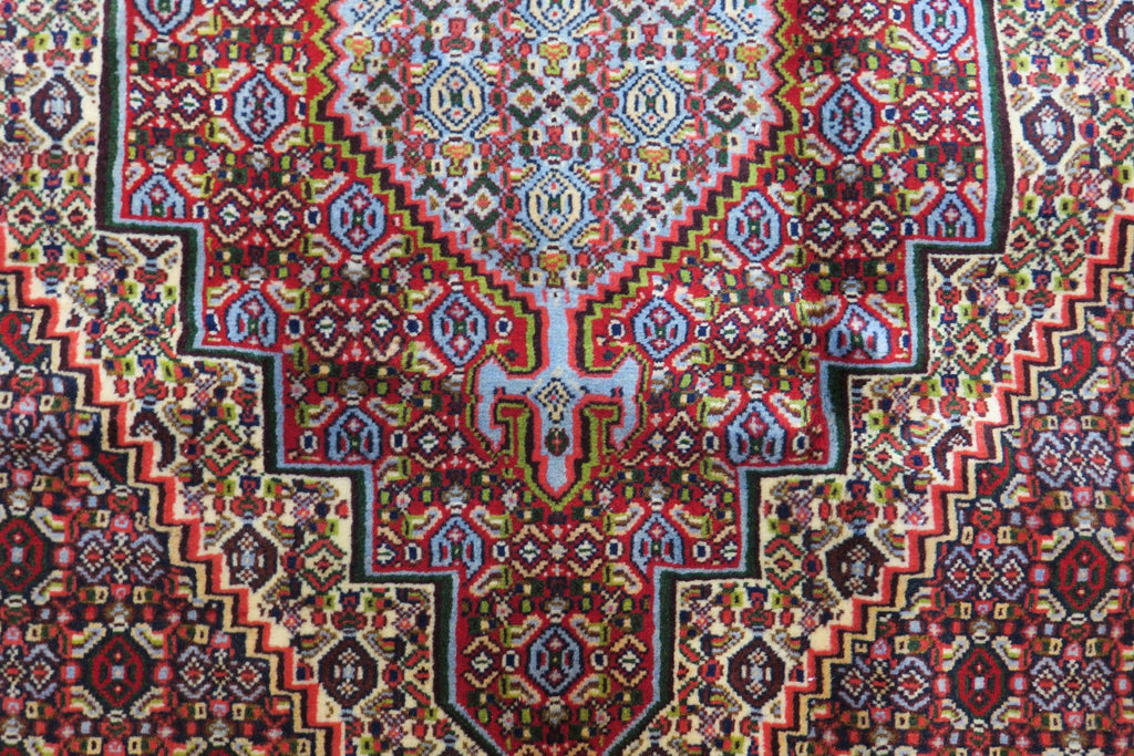 4' 2" x 5' 2" Persian Sanandaj Rug image 1