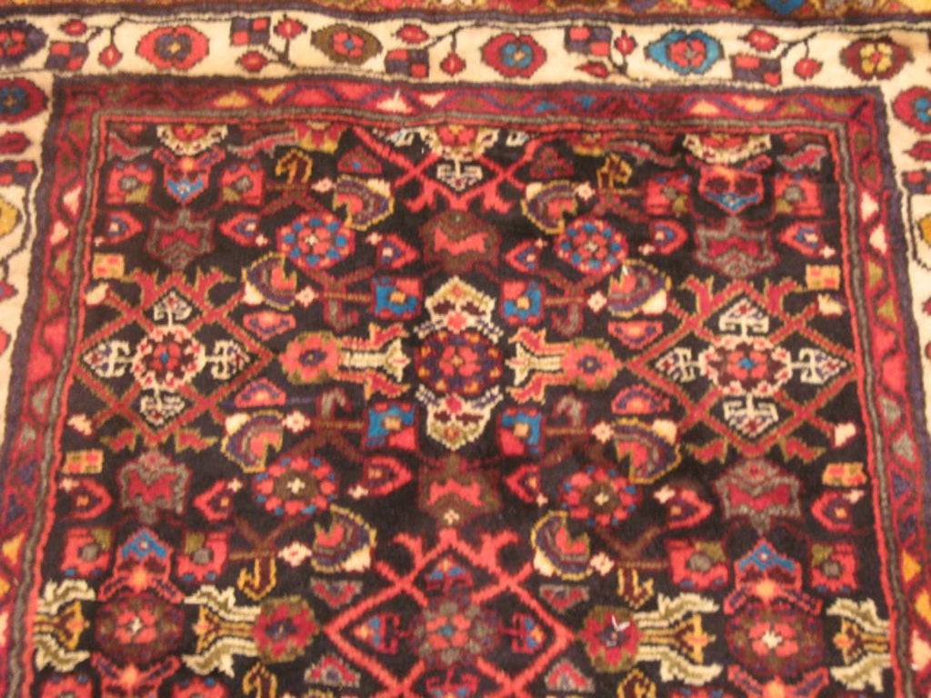 3' 5" x 10' 0" Persian Malayer Runner image 8