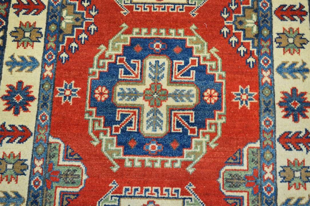 2' 8" x 10' 2" Pakistan Kazak Runner image 8