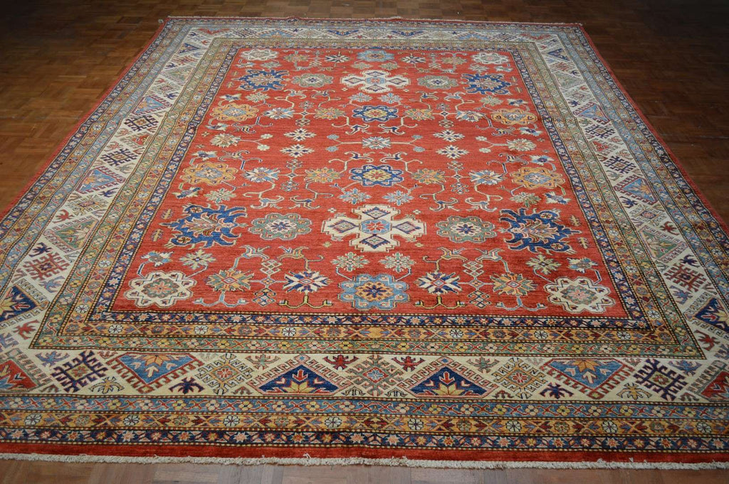 8' 10" x 11' 6" Pakistan Kazak Rug image 1
