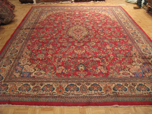 10' 6" x 14' 4" Persian Sarouk Rug image 1