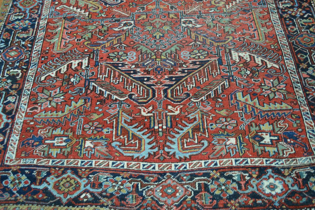 6' 6" x 9' 5" Persian Heriz Rug image 10