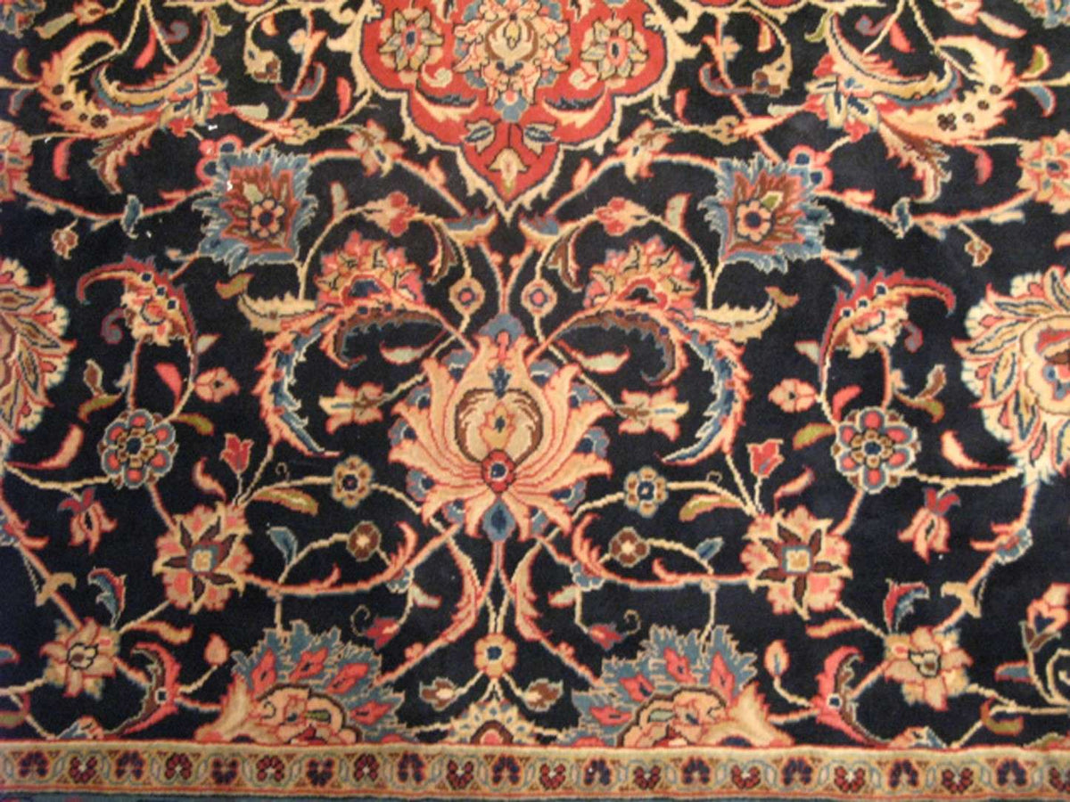 10' 5" x 17' 7" Persian Sarouk Rug image 5