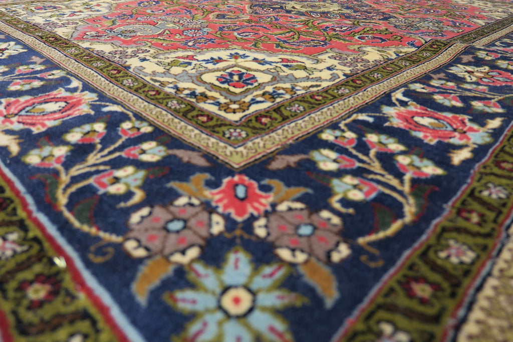 3' 6" x 5' 2" Persian Qum Rug image 8