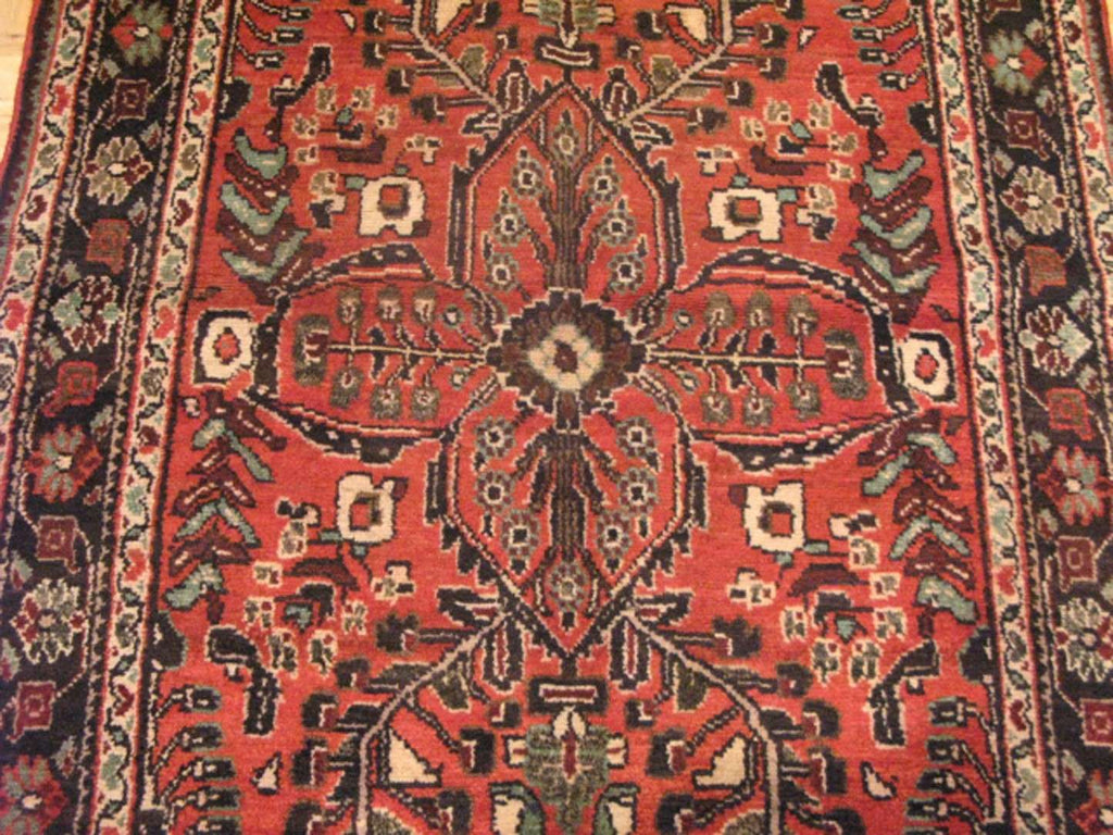 3' 8" x 9' 9" Persian Lilihan Runner image 7