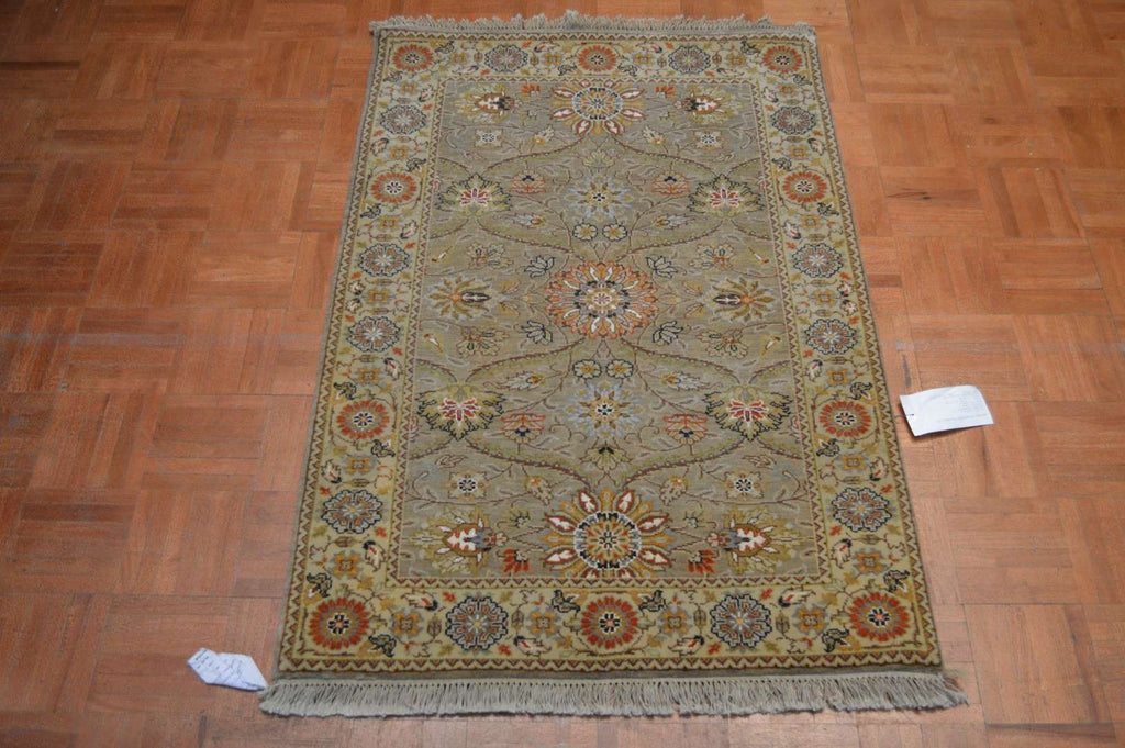 2' 6" x 3' 8" India Agra Rug image 1