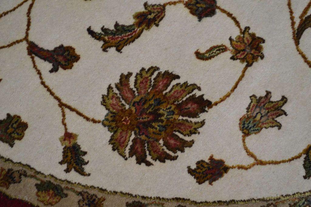 8' 4" x 8' 4" India Tabriz Round Rug image 2