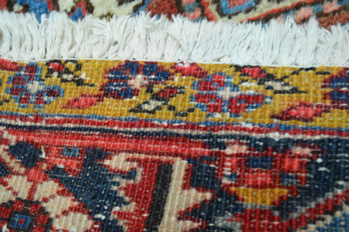 8' 3" x 10' 3" Persian Heriz Rug image 12