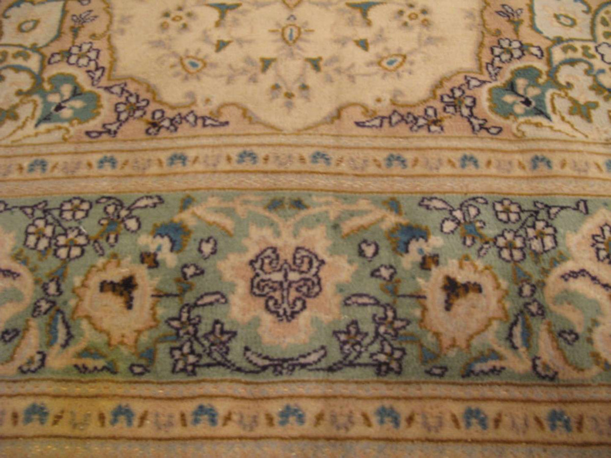 5' 0" x 8' 4" Persian Dabir Rug image 2