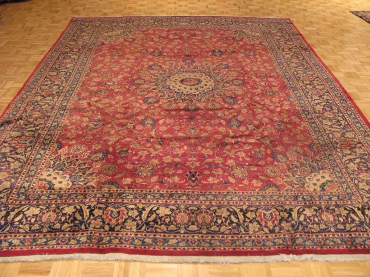 9' 9" x 12' 1" Persian Mashhad Rug image 1
