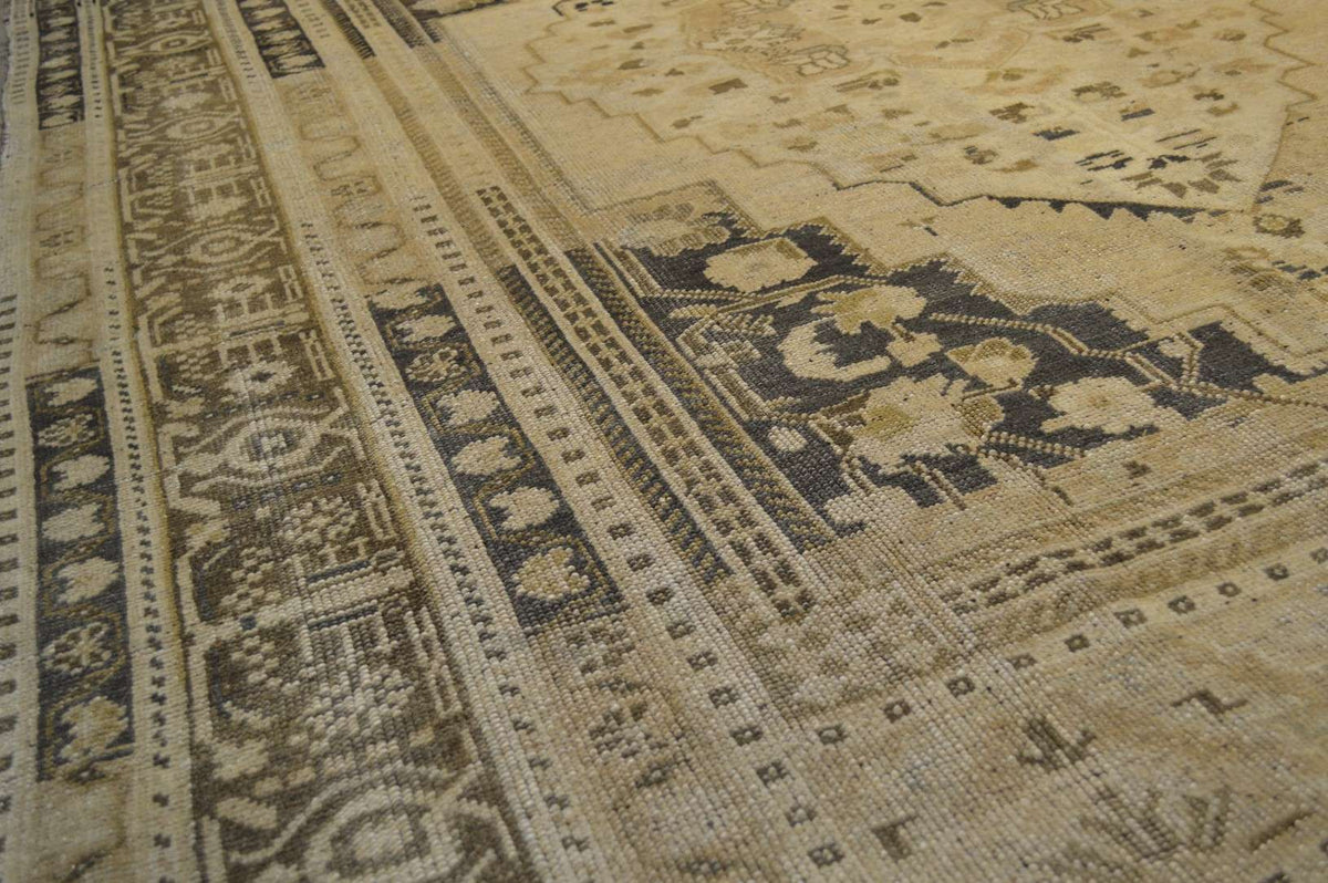 6' 0" x 9' 1" Turkish Oushak Rug image 9
