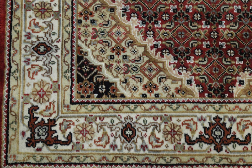 3' 1" x 5' 2" India Bijar Rug image 3