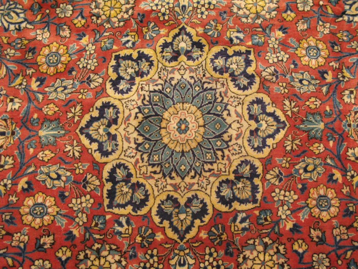 6' 7" x 10' 7" Persian Qum Rug image 2