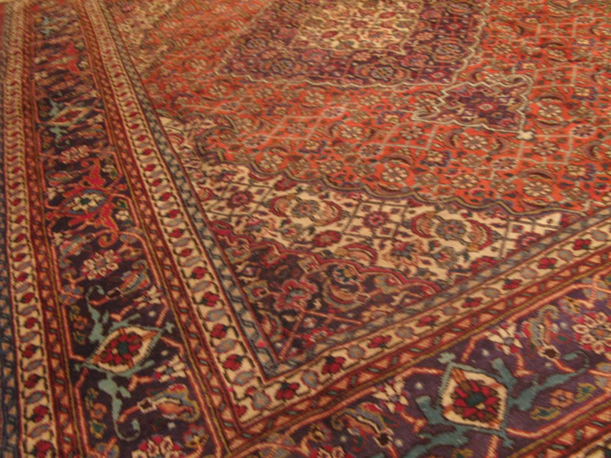 8' 0" x 11' 2" Persian Tabriz Rug image 3