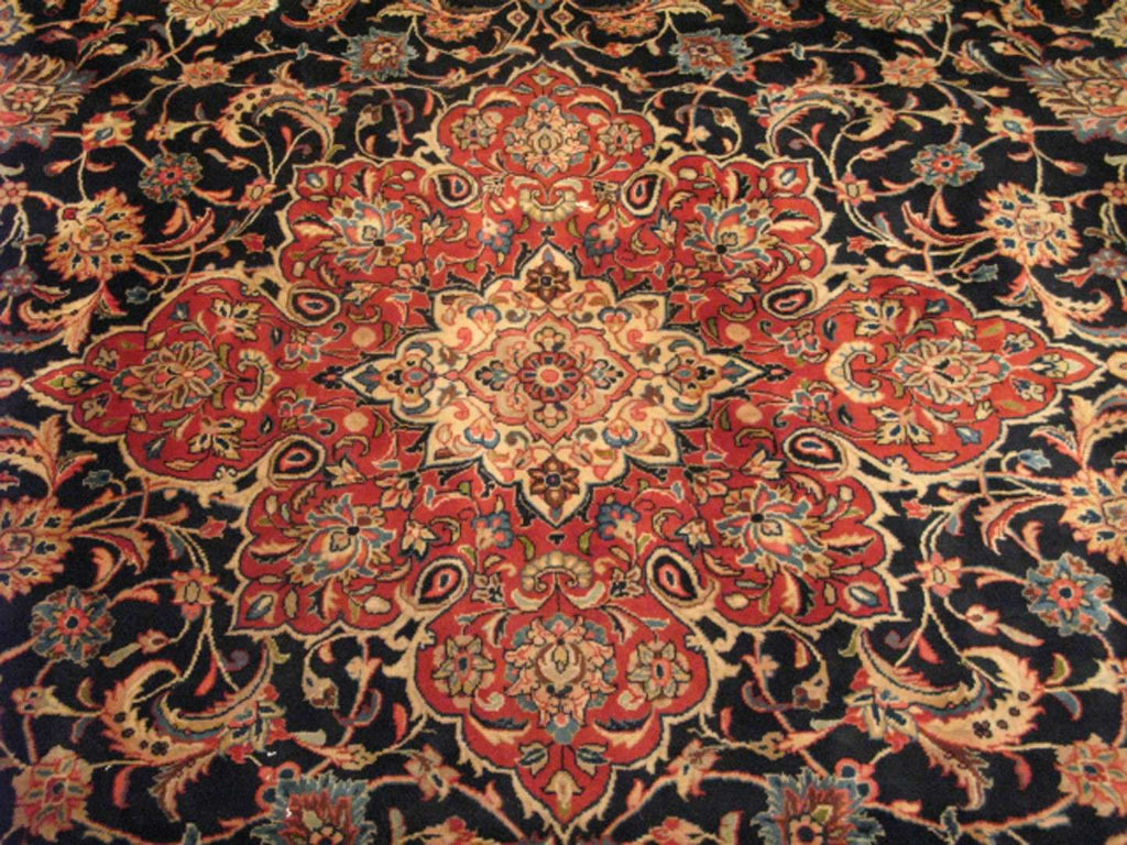 10' 5" x 17' 7" Persian Sarouk Rug image 2