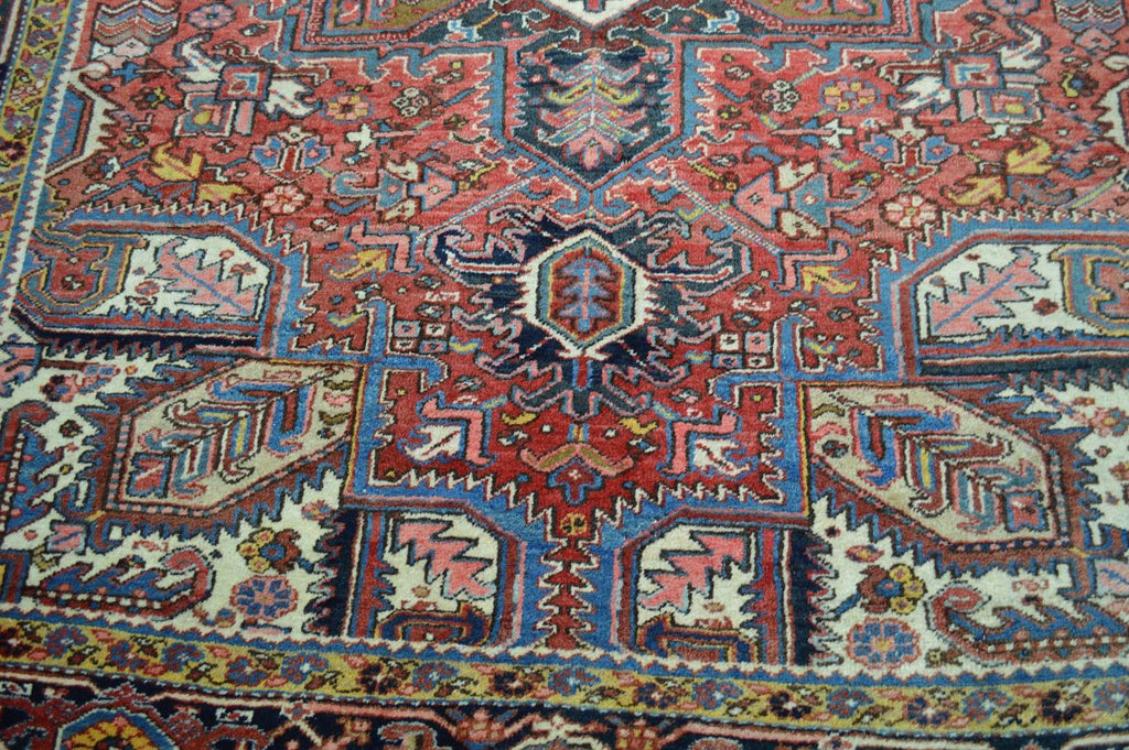 8' 3" x 10' 3" Persian Heriz Rug image 2
