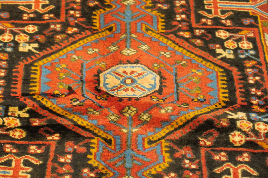 2' 7" x 4' 0" Persian Hamadan Rug image 3