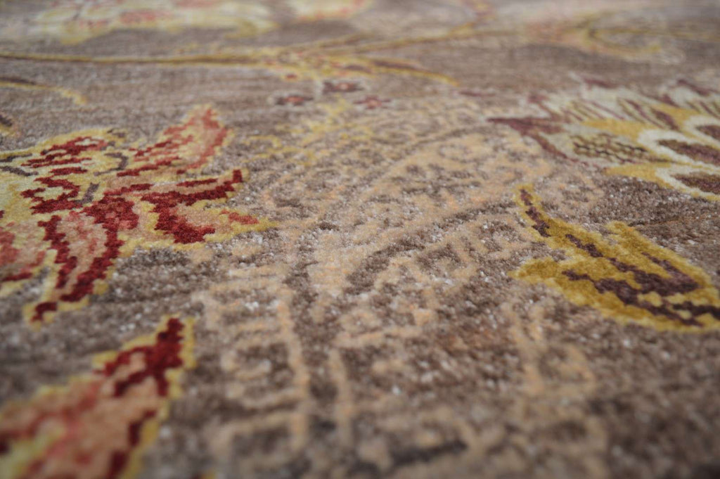 8' 0" x 10' 0" India Sultanabad Rug image 5