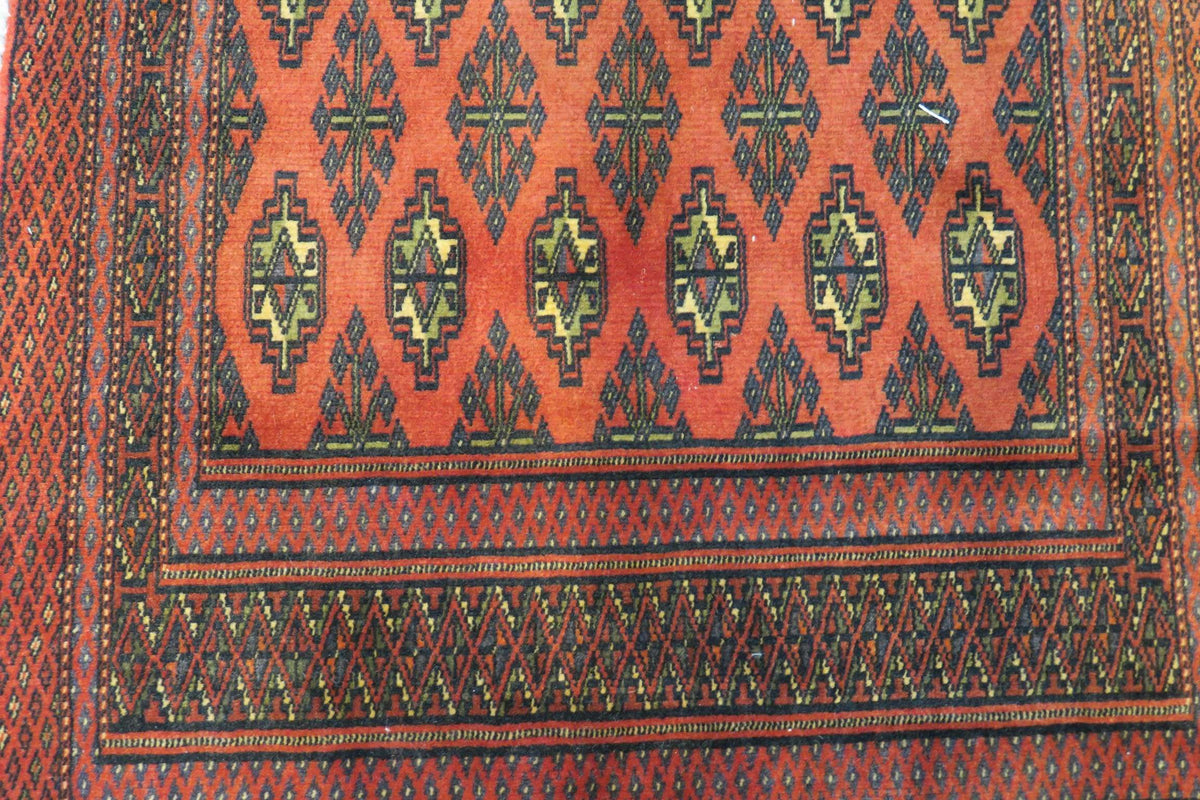 3' 5" x 1' 7" Persian Turkeman Rug image 6
