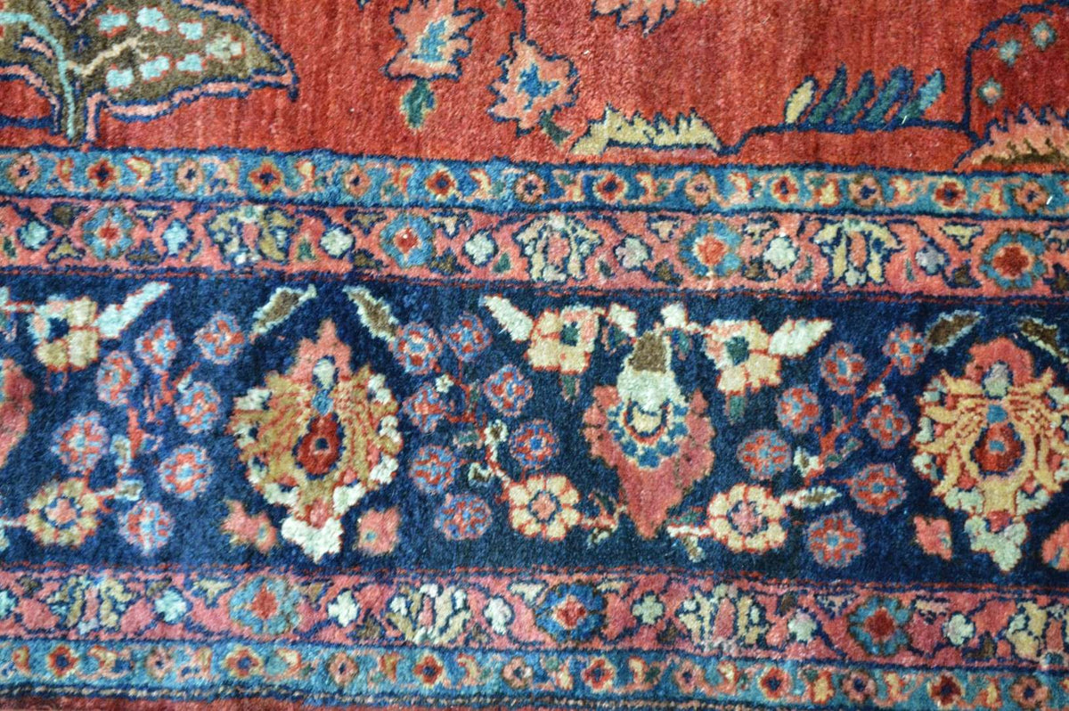 8' 8" x 12' 0" Persian Sarouk Rug image 3