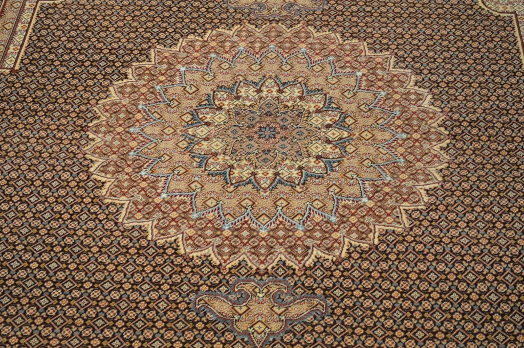 6' 8" x 9' 8" India Tabriz Rug image 8