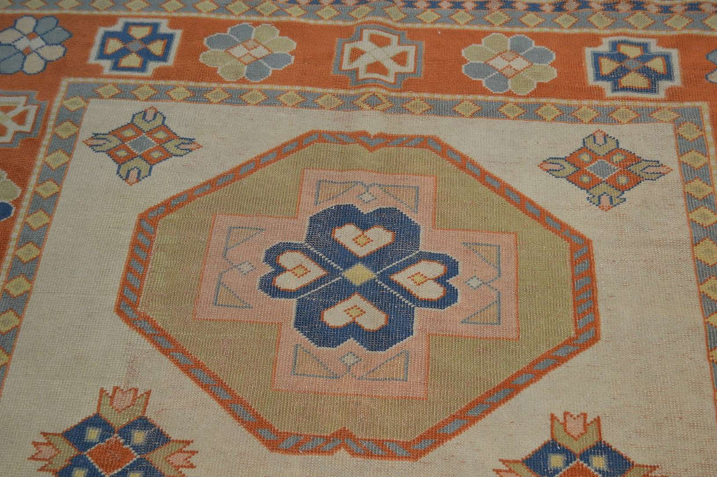 5' 7" x 8' 2" Caucasian Kazak Rug image 5