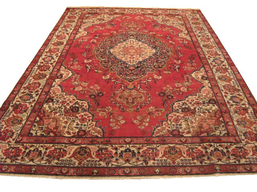 7' 8" x 11' 2" Persian Tabriz Rug image 0
