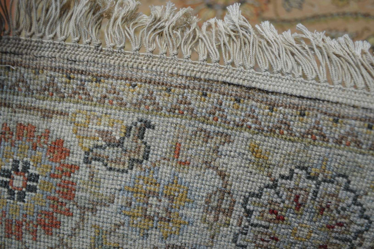 2' 5" x 4' 2" India Agra Rug image 12
