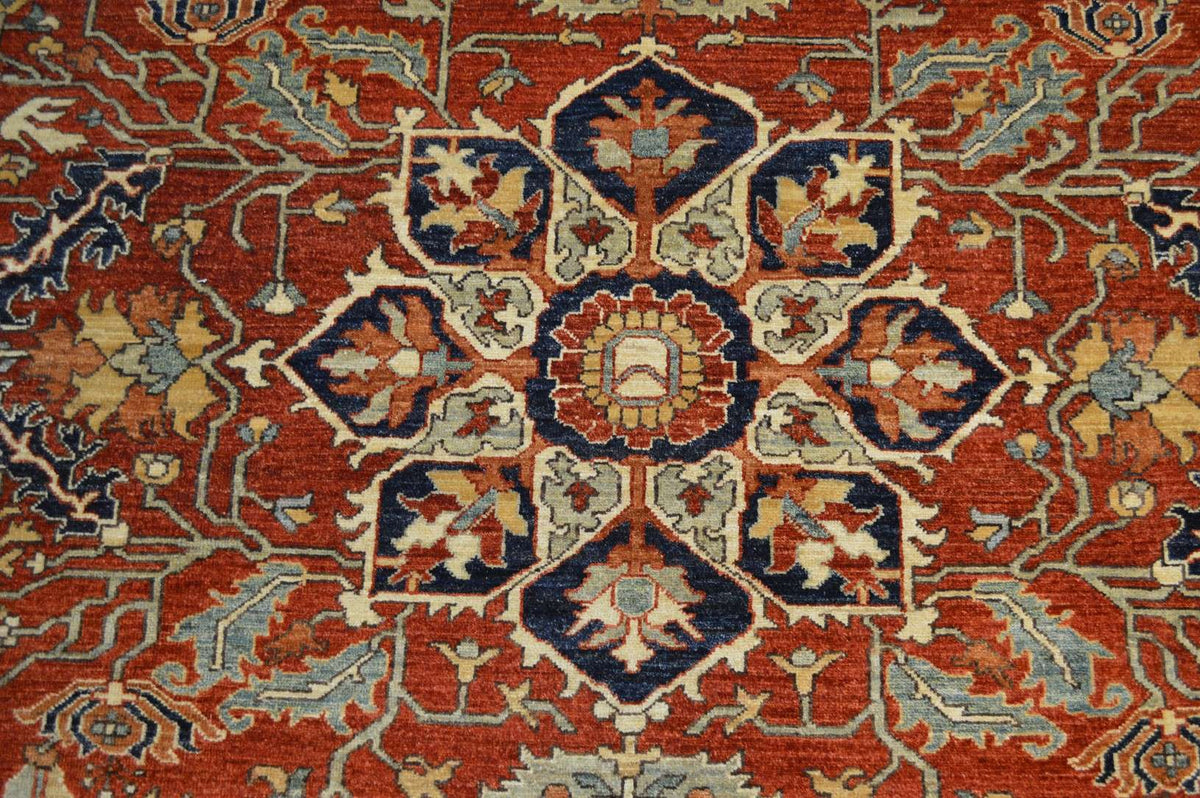 9' 0" x 11' 8" Pakistan Serapi Rug image 5