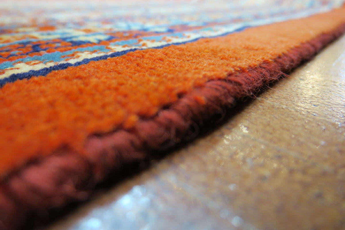 9' 7" x 11' 1" Persian Sarouk Rug image 11