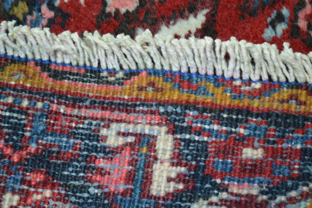 6' 7" x 9' 5" Persian Heriz Rug image 12