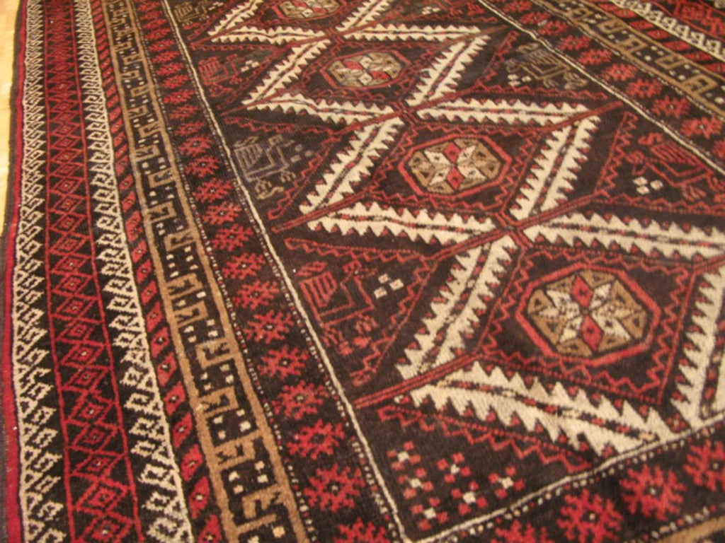 4' 4" x 6' 9" Persian Belouch Rug image 8