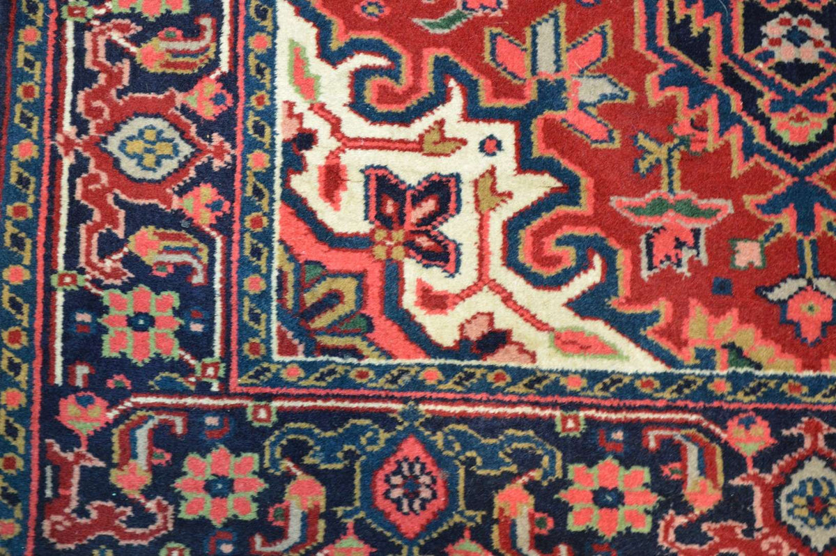 4' 1" x 6' 0" India Heriz Rug image 8