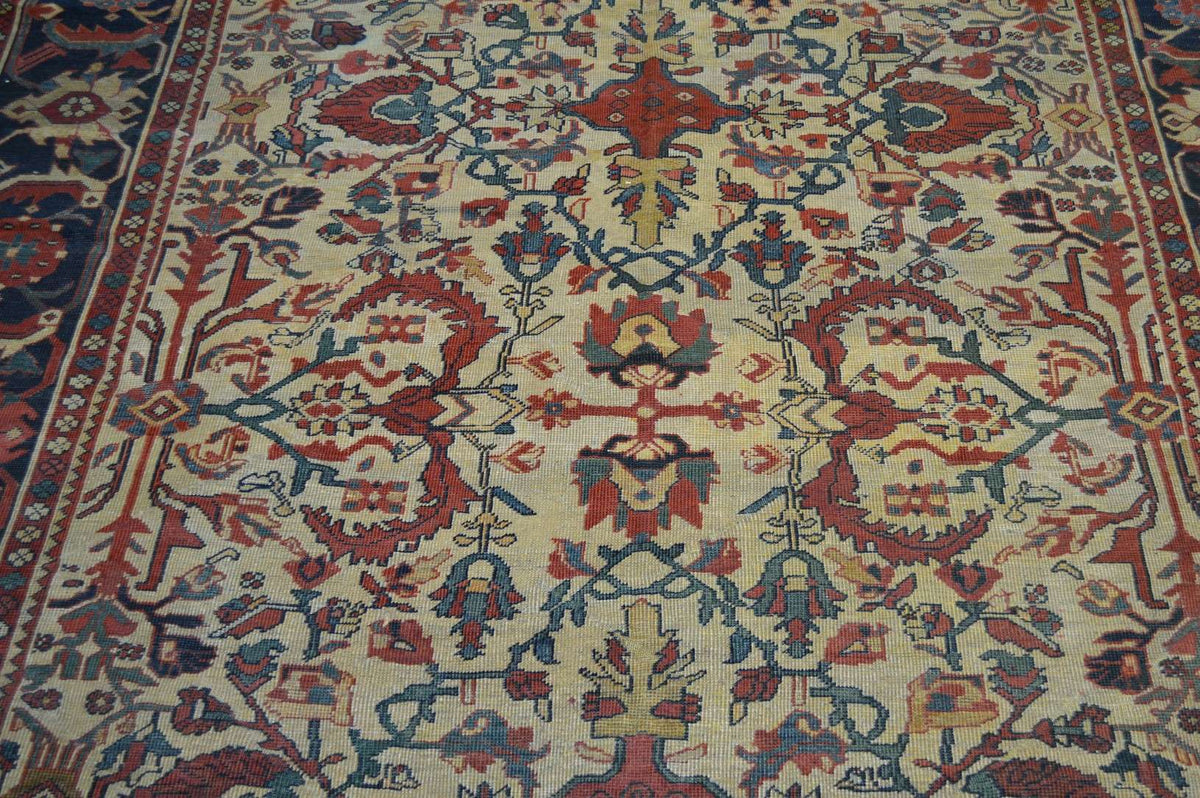 6' 9" x 9' 9" Persian Mahal Rug image 3