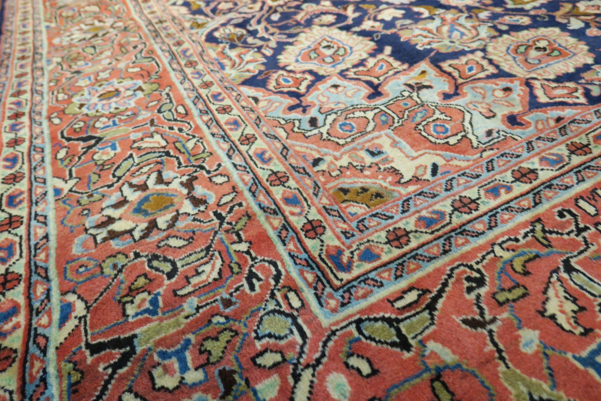 7' 2" x 10' 8" Persian Sarouk Rug image 1