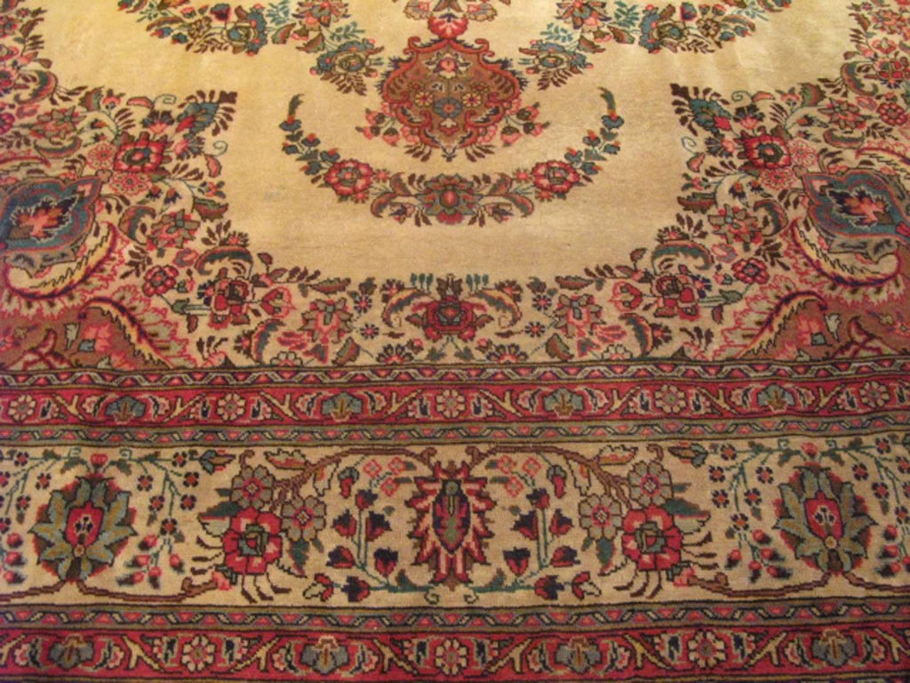 9' 7" x 12' 1" Persian Tabriz Rug image 8
