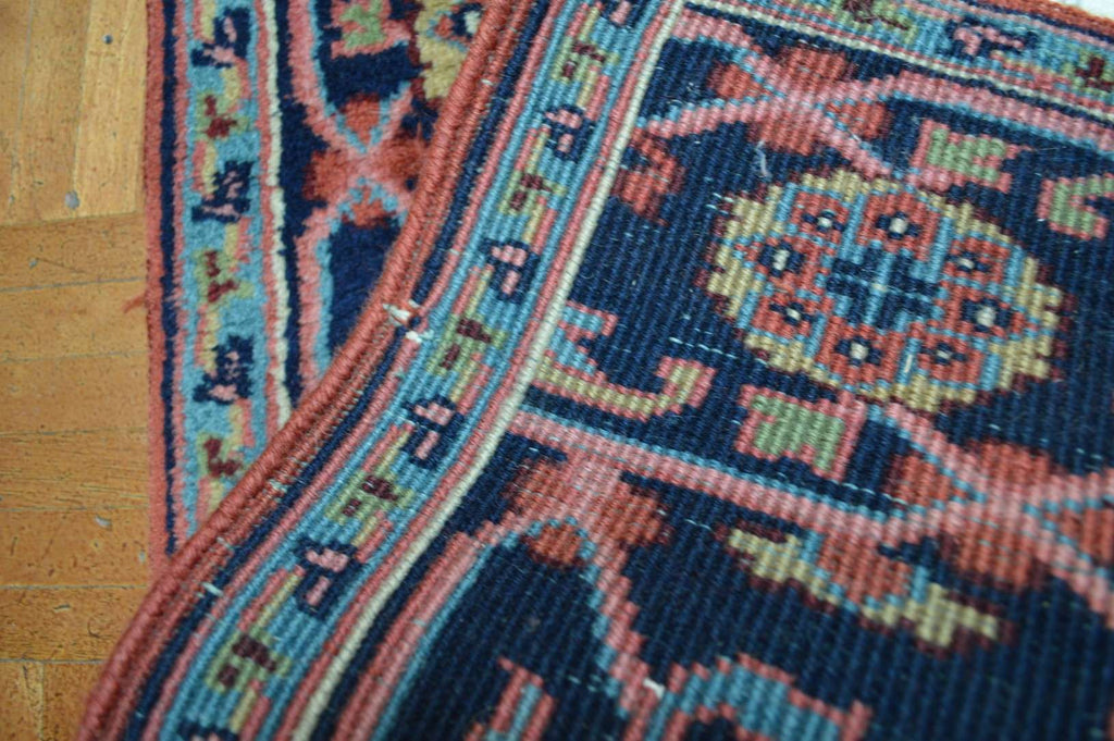 5' 9" x 9' 0" India Heriz Rug image 12