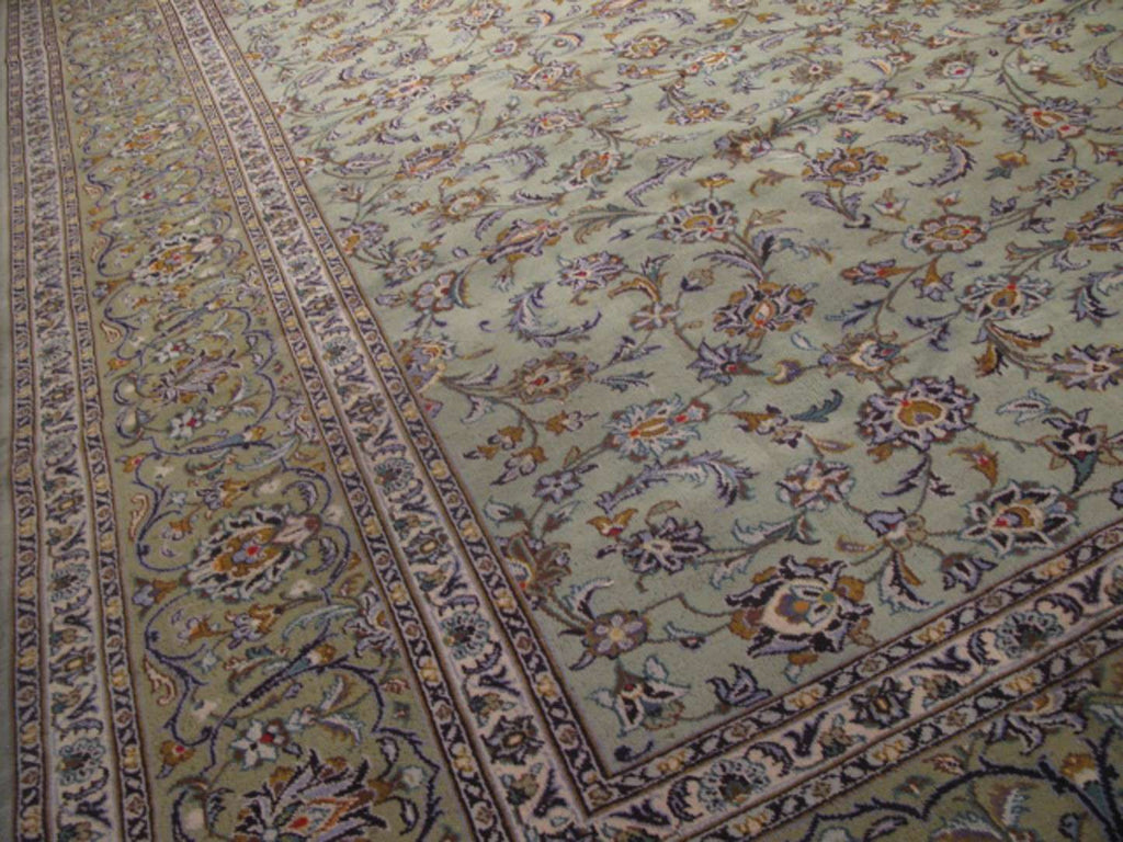 9' 9" x 13' 2" Persian Dabir Rug image 4