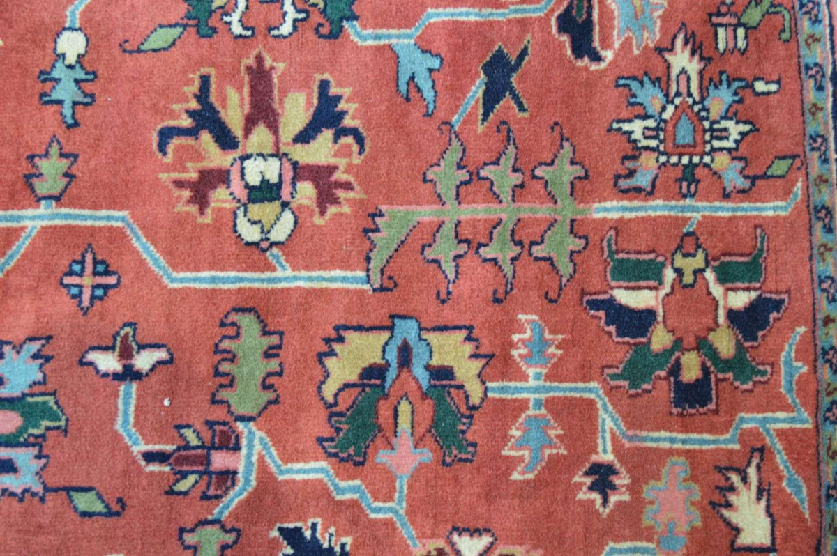 5' 9" x 9' 0" India Heriz Rug image 4