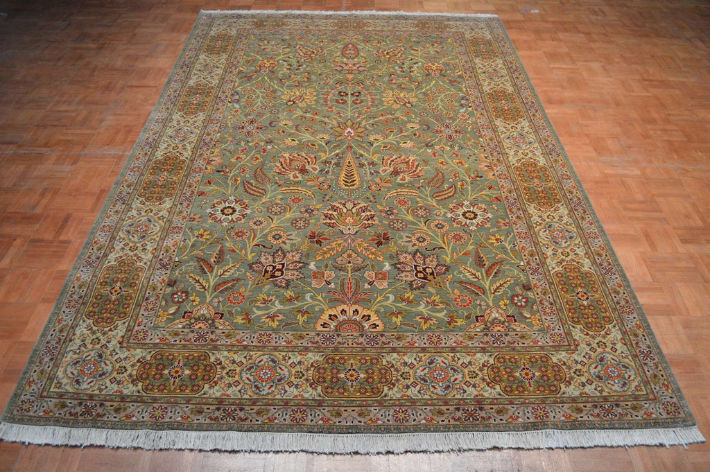 5' 9" x 9' 4" India Sultanabad Rug image 12