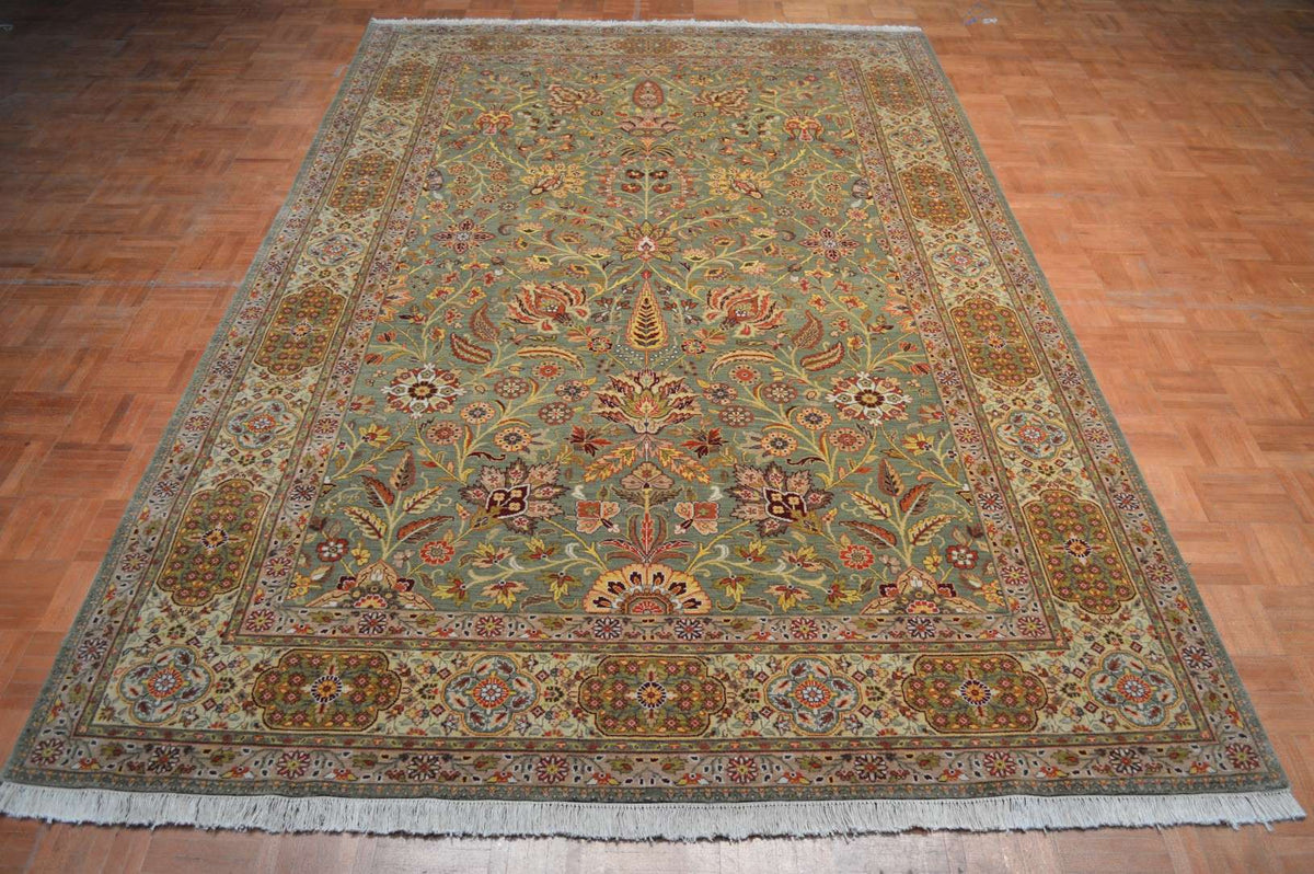 5' 9" x 9' 4" India Sultanabad Rug image 12