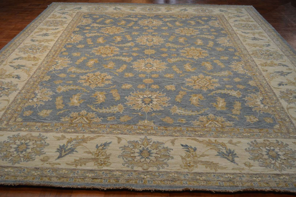9' 2" x 12' 5" Pakistan Oushak Rug image 1