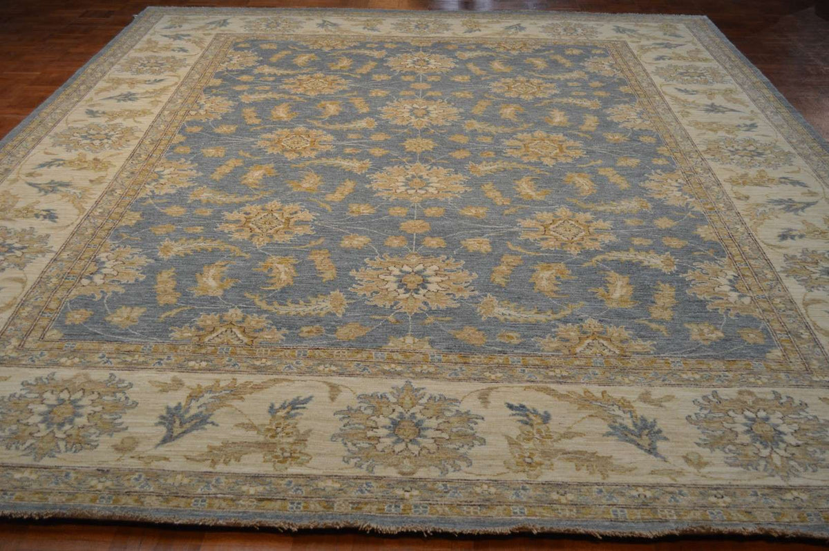 9' 2" x 12' 5" Pakistan Oushak Rug image 1