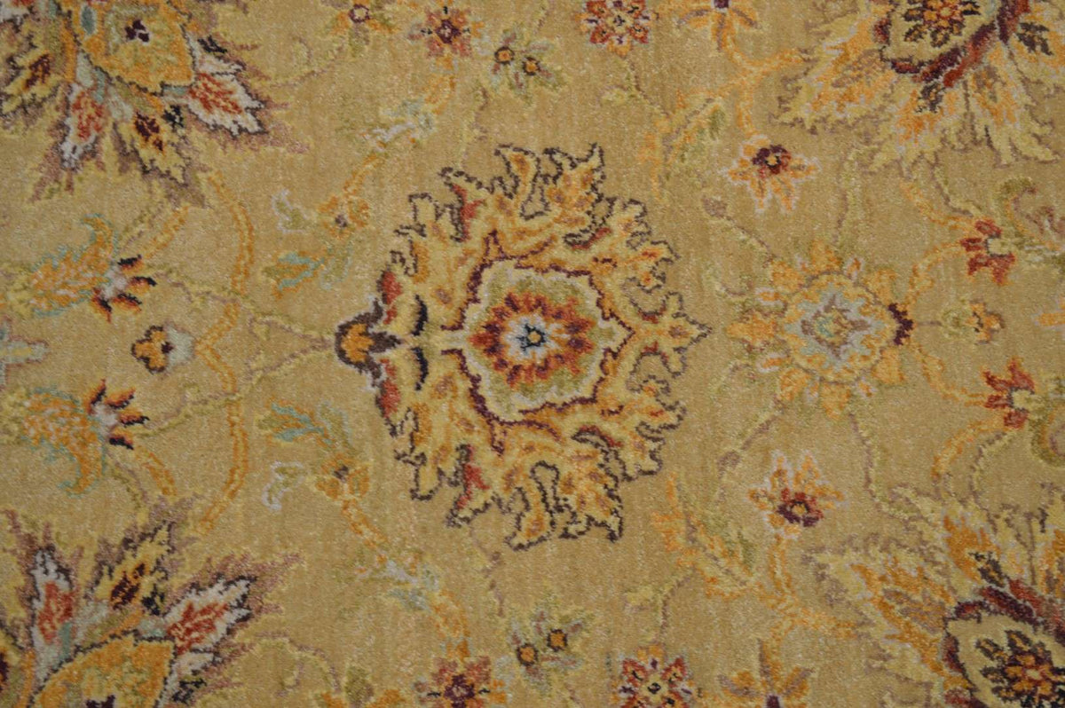 8' 1" x 8' 1" India Sultanabad Round Rug image 7