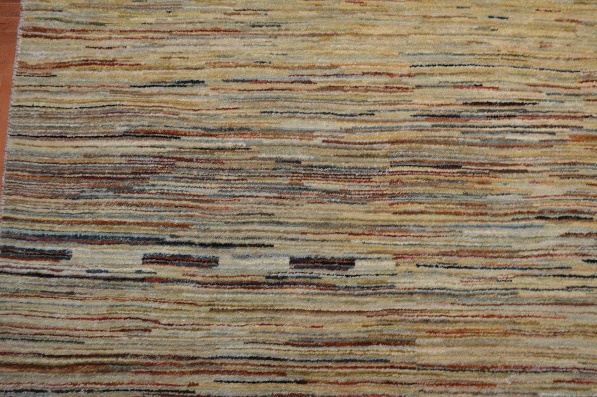 6' 1" x 9' 0" India Contemporary Rug image 7