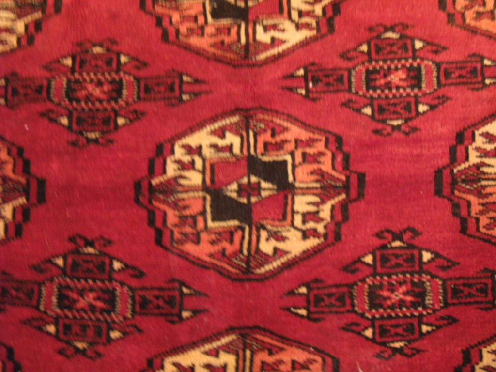 5' 1" x 7' 3" Persian Turkmen Rug image 1