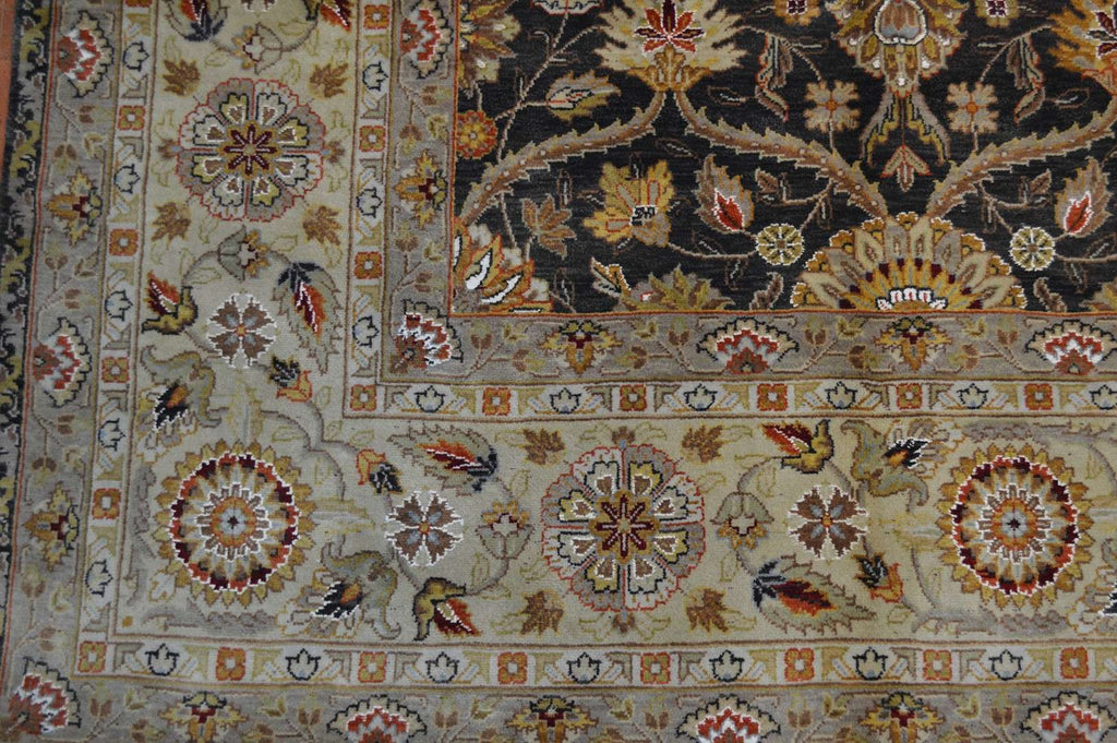 7' 9" x 9' 9" India Agra Rug image 9