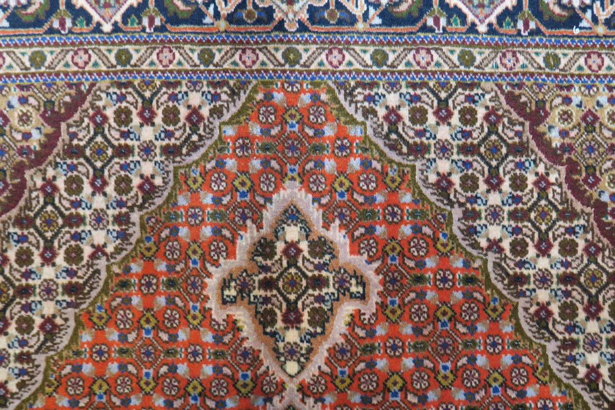 3' 3" x 5' 0" Persian Tabriz Rug image 5