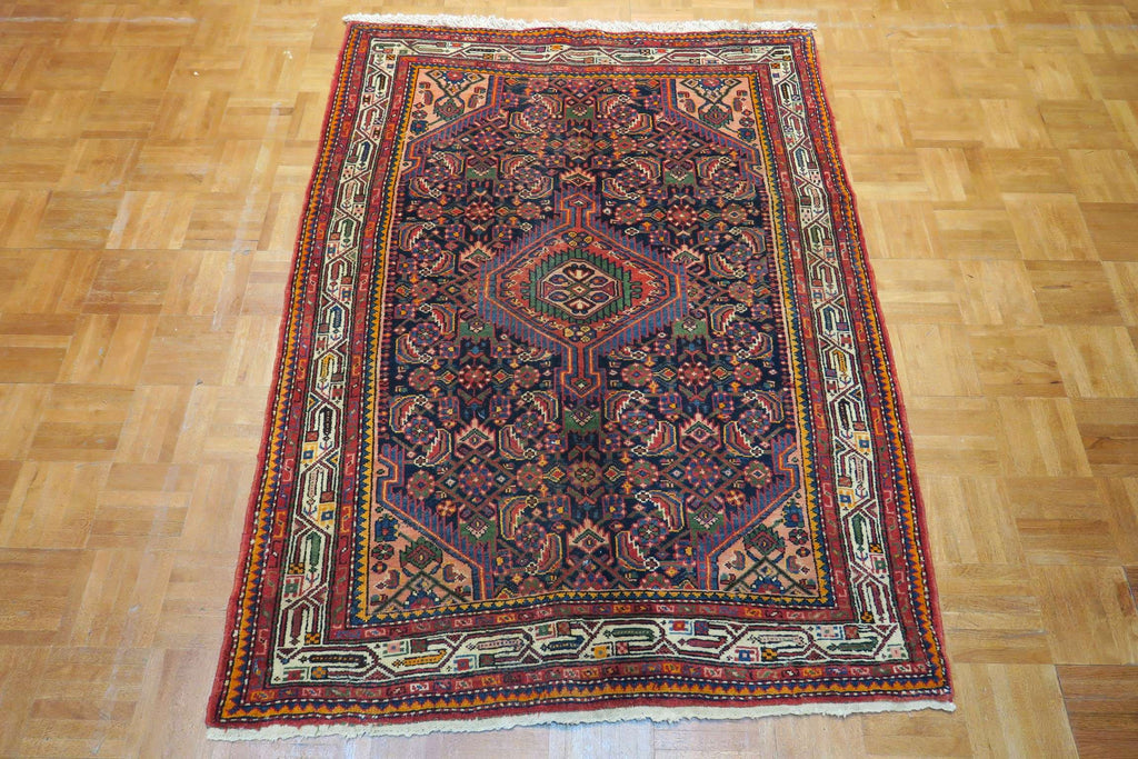 3' 7" x 5' 1" Persian Hamadan Rug image 7